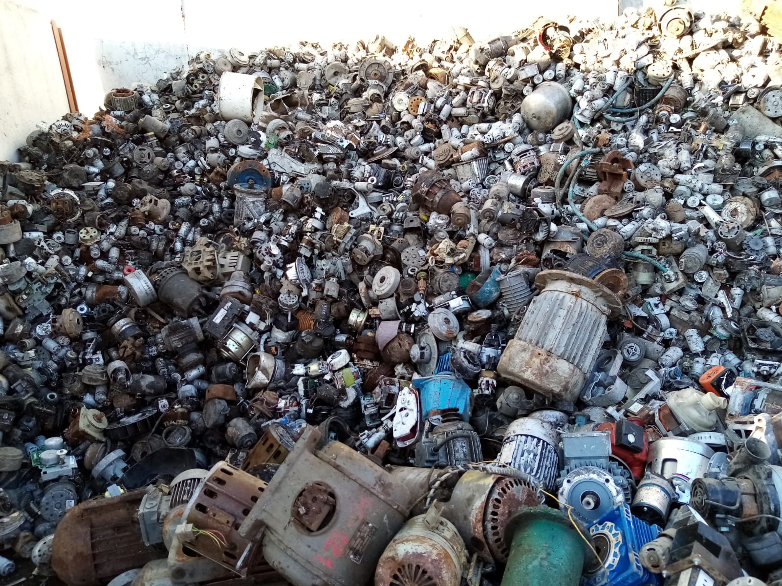 MOTOR SCRAP - Detail 1